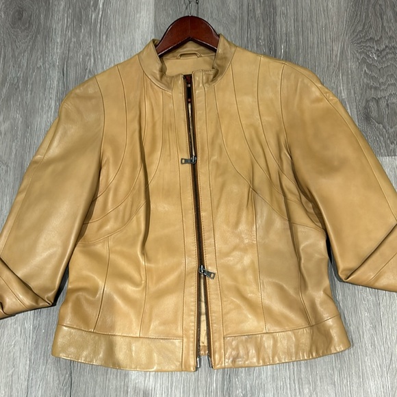 Calfskin leather bomber jacket - Picture 2 of 5